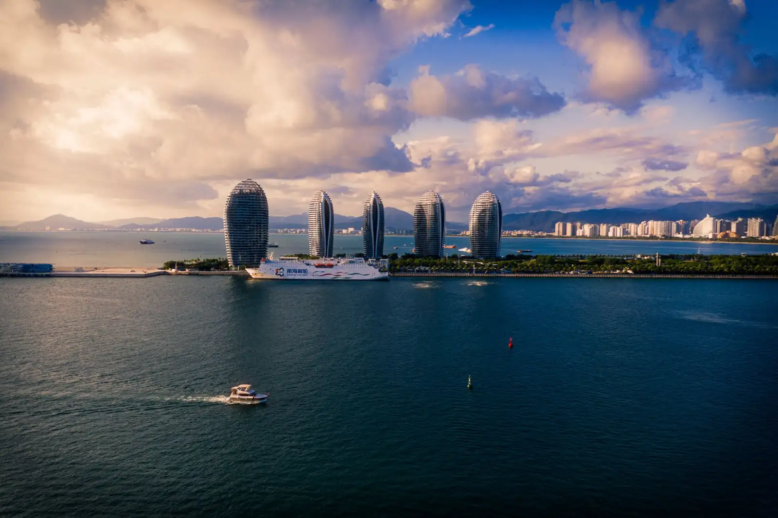 窝聚沈阳科技解析：企业数字化转型中软件研发的关键技术要点